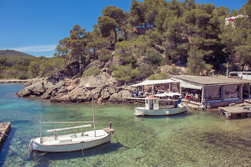 El bigote Ibiza